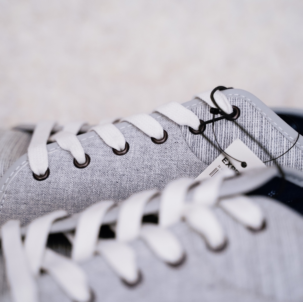 Express Low Top Lace-Up Sneakers With Leather Tab - Picture 7 of 12